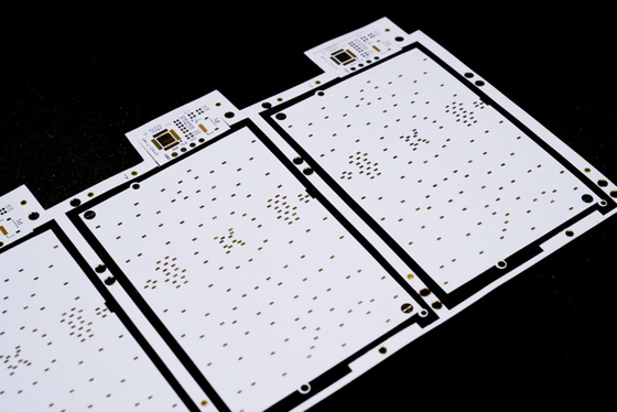طبقة إلكترونية مزدوجة للوحة الدوائر المطبوعة LED Light Precision PCB Assembly للاستخدام في السجائر الإلكترونية